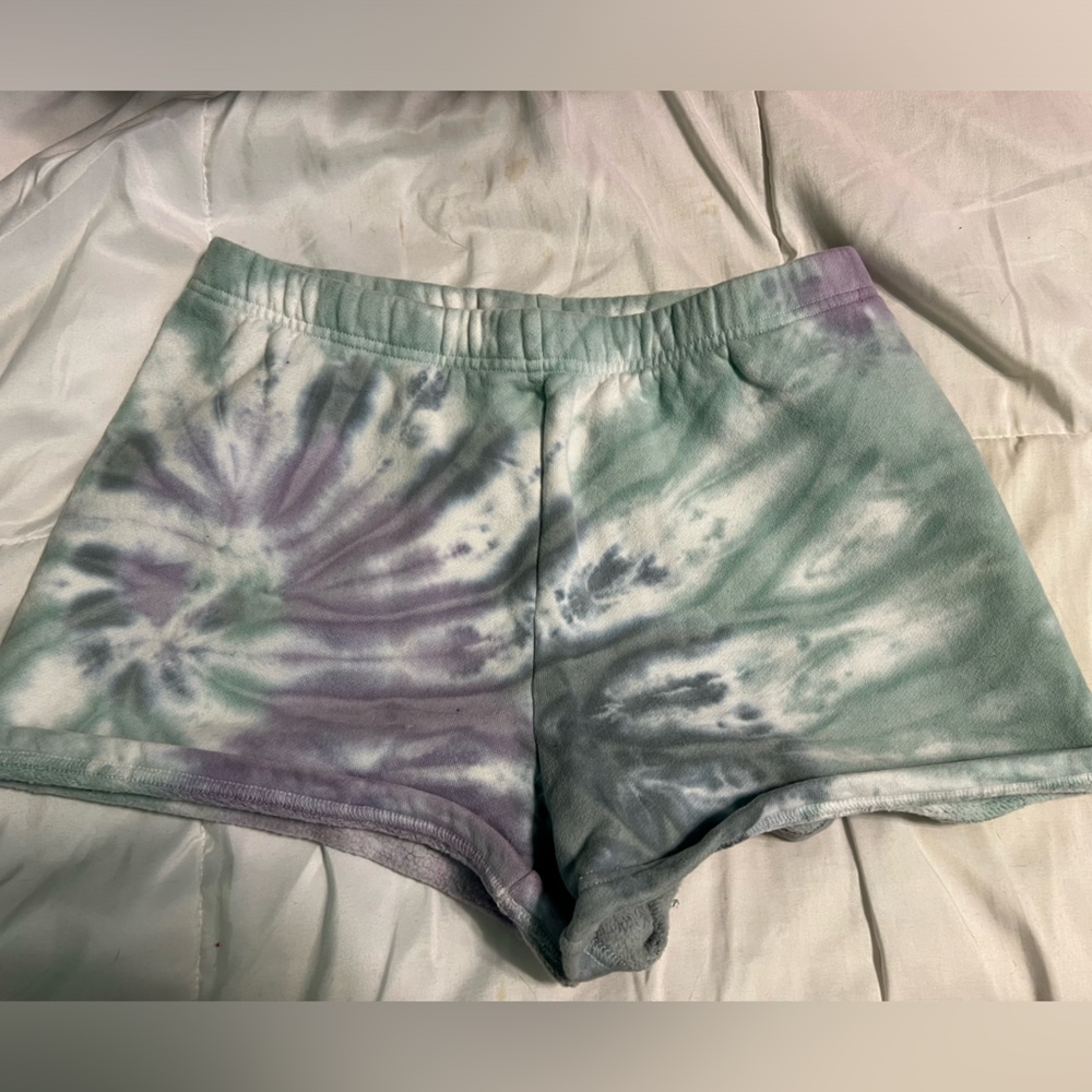Aritzia tye dyed shorts